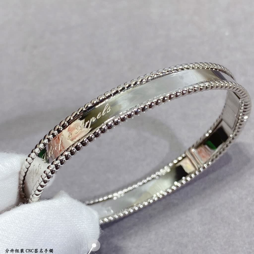 Van Cleef & Arpels Alhambra Gold Bracelet